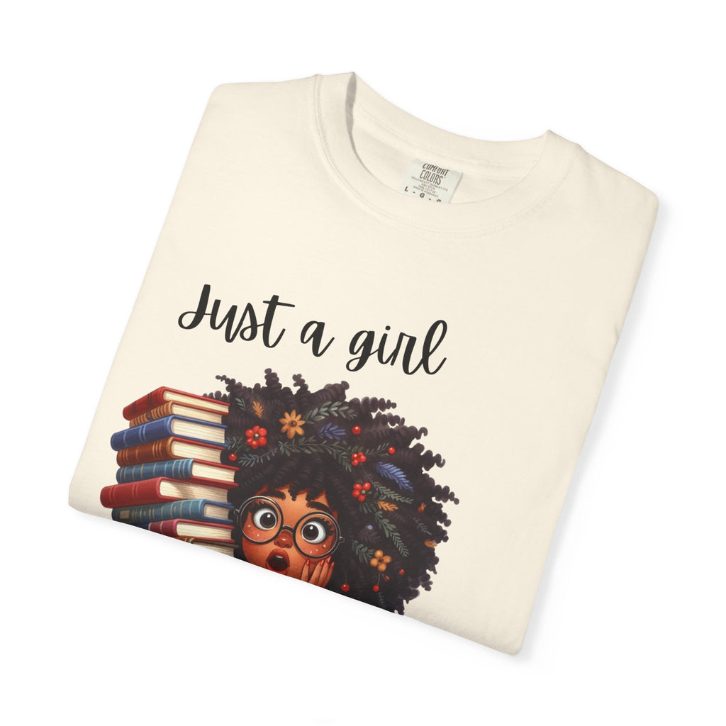 Book Lover T‑Shirt — "Just a Girl Who Loves Books" Cute Reading Graphic Tee